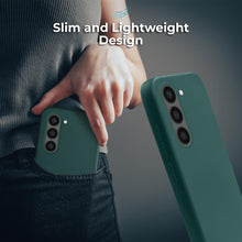 Załaduj obraz do przeglądarki galerii, Moozy Lifestyle. Silicone Case for Samsung S23, Dark Green - Liquid Silicone Lightweight Cover with Matte Finish and Soft Microfiber Lining, Premium Silicone Case