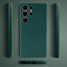 Lade das Bild in den Galerie-Viewer, Moozy Lifestyle. Silicone Case for Samsung S24 Ultra, Dark Green - Liquid Silicone Lightweight Cover with Matte Finish and Soft Microfiber Lining, Premium Silicone Case
