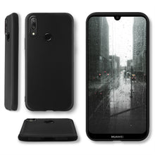 Carica l&#39;immagine nel visualizzatore di Gallery, Moozy Minimalist Series Silicone Case for Huawei Y7 2019, Black - Matte Finish Slim Soft TPU Cover

